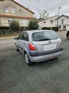 KIA RIO 1.5 CRDI 3